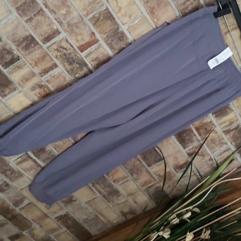 Pants - Picture 4 of 4